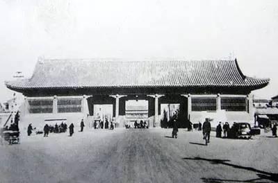 中门是什么意思，佳能单反相机中B门是什么意思（一文看懂北京的“门”！）