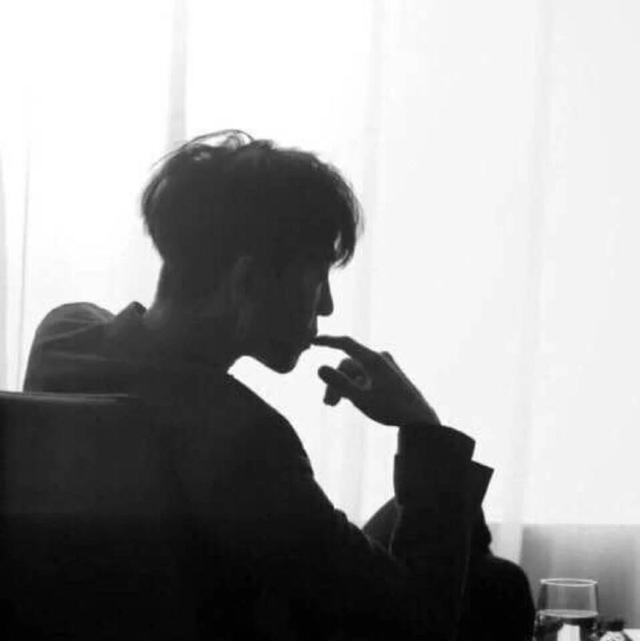 男生头像图片帅气，男生头像 帅气（阳光帅气耍酷男生微信qq头像）