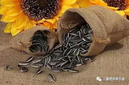 腰果的营养价值,腰果的功效与作用及营养价值(你手里的坚果可能选错了) 腰果的营养价值,腰果的功效与作用及营养价值(你手里的坚果可能选错了)