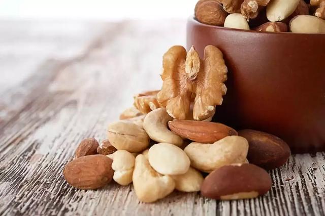 腰果的营养价值,腰果的功效与作用及营养价值(你手里的坚果可能选错了) 腰果的营养价值,腰果的功效与作用及营养价值(你手里的坚果可能选错了)