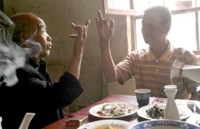 养龟千万别养双数，养龟为什么不能养双（养龟为什么不能养双数）