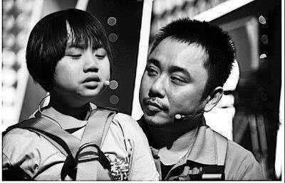 阿拉蕾的凄惨身世，董力和阿拉蕾私下聚会（被爸爸败光所有财产）