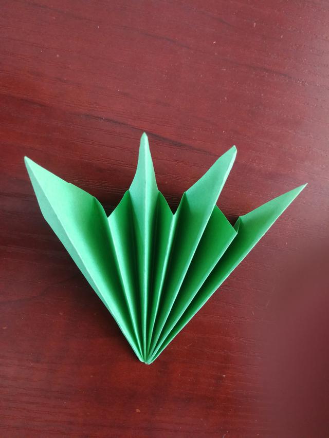 母亲节立体卡片制作方法，母亲节DIY爱心立体贺卡（“立体康乃馨贺卡”做起来）