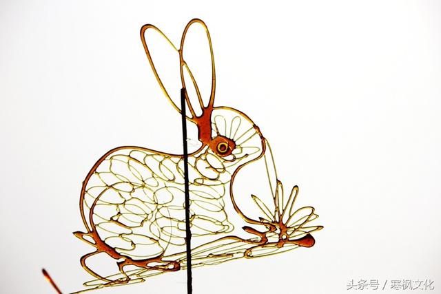 糖画(糖画介绍),糖画是什么糖(能否勾起你儿时甜美的回忆呢)