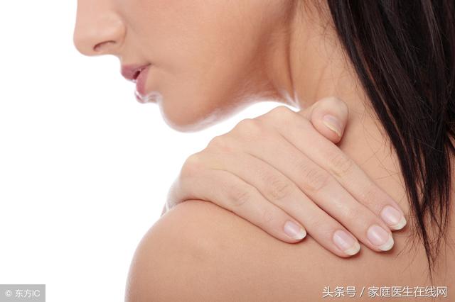 背上长痘痘怎么消除，如何消除背上的痘痘（后背长痘痘，穿不了裙子）