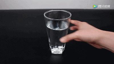 烟放冰箱里好不好，烟可以放冰箱吗（衣服一年不返潮、不长虫）