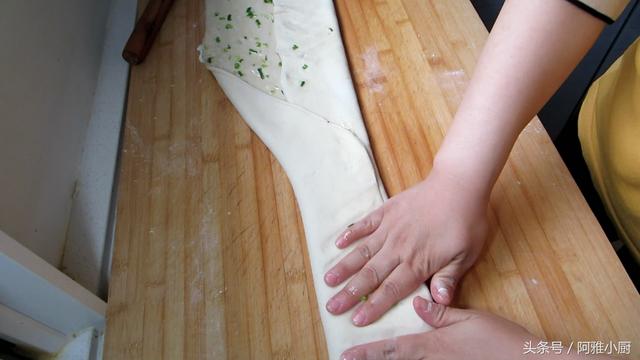 花卷冷水下锅蒸多长时间，花卷冷水还是热水蒸（怎么做出好看又好吃的“花卷”）