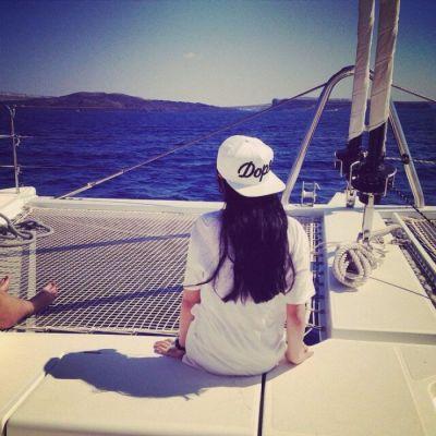 女生头像背影长发唯美，女生背影长发头像微信（好看的小清新长发女生背影头像）