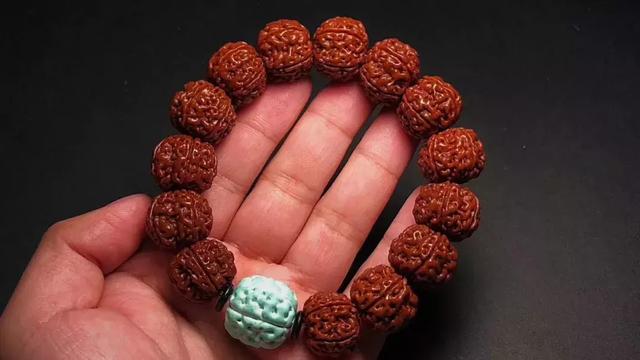 手串如何包浆，手串如何盘出包浆（任何手串都能100%包浆）