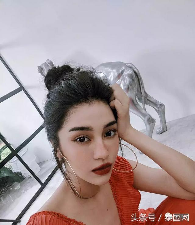 绅士恋上假男佣，tvb黎姿简介（泰剧天生一对中的“男仆Joy”和“心机女仆Kara”是情侣）