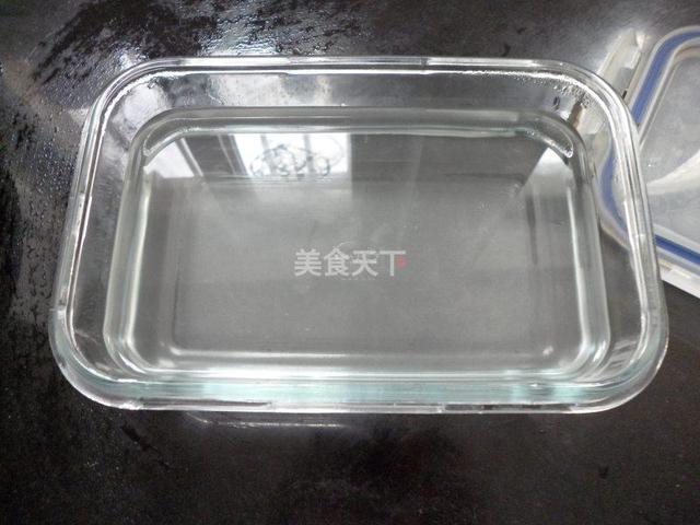 凉粉的薄荷水怎么做，薄荷味的凉粉怎么做（四川凉粉的做法）