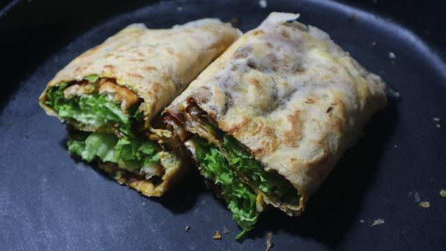 脆煎饼的做法，菜煎饼的做法（刚跟街边摊阿姨学会就来分享了）