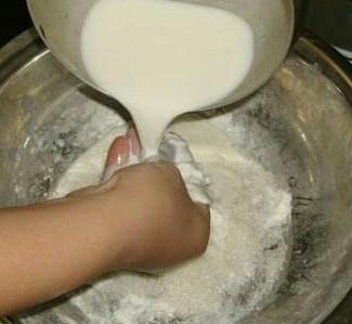 怎么做老面馒头好吃又松软，怎么做老面馒头好吃又松软视频（用老面头做馒头）