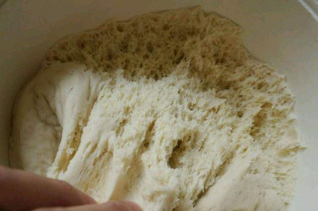 怎么做老面馒头好吃又松软，怎么做老面馒头好吃又松软视频（用老面头做馒头）