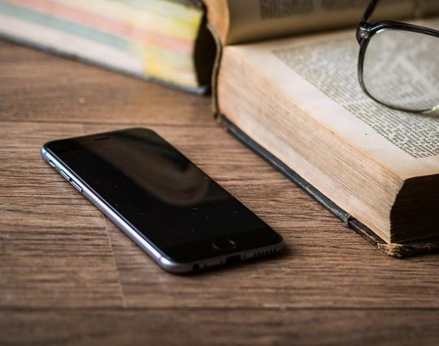 iphone6内存无故占满，苹果6内存无缘无故被占满是什么原因（四年之久的iPhone6为何还在服役）