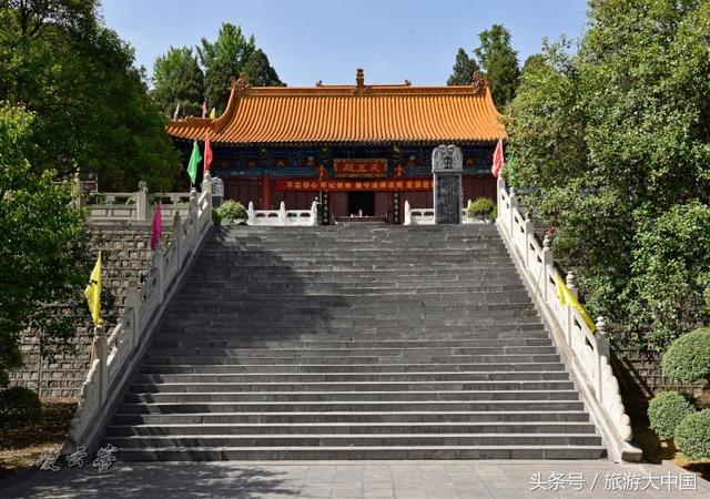 史上第一方丈，有人推《史上第一方丈》吗（“世界第一大佛”耗费12亿元）
