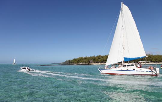 佳能5D2如何对焦，佳能5d2如何自动对焦（我的佳能单反使用心得）