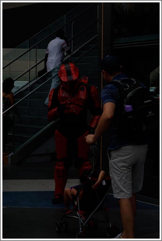 佳能5D2如何对焦，佳能5d2如何自动对焦（我的佳能单反使用心得）