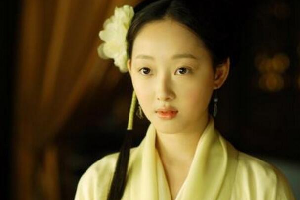 1,蒋梦婕在《刺青》中饰演宁沉香,宁府大小姐2,蒋梦婕在《绝命追踪》