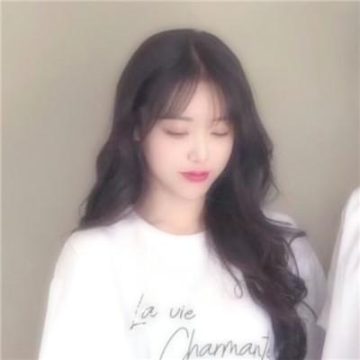 非主流情侣头像带字，非主流情侣头像带字一对 一人一半微信（非主流情侣头像一对两张2018）