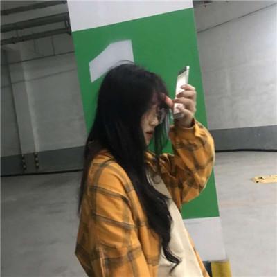 非主流情侣头像带字，非主流情侣头像带字一对 一人一半微信（非主流情侣头像一对两张2018）