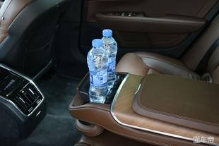 artico皮革与真皮差距大吗，artico皮革和皮革的区别（7款C级豪华轿车对比）