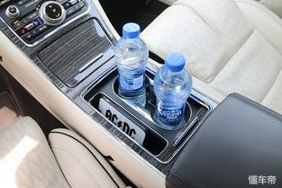 artico皮革与真皮差距大吗，artico皮革和皮革的区别（7款C级豪华轿车对比）