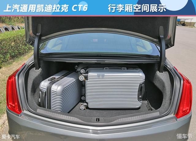 artico皮革与真皮差距大吗，artico皮革和皮革的区别（7款C级豪华轿车对比）