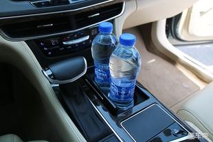 artico皮革与真皮差距大吗，artico皮革和皮革的区别（7款C级豪华轿车对比）