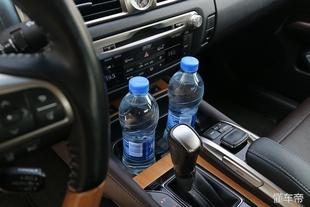 artico皮革与真皮差距大吗，artico皮革和皮革的区别（7款C级豪华轿车对比）