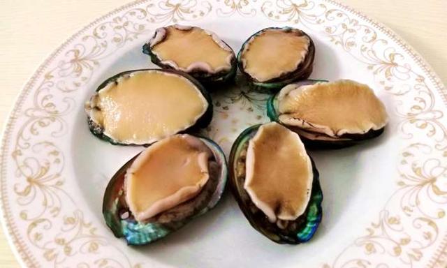 鲍鱼怎么煲汤滋补，星级大厨亲传的秘制鲍鱼汤做法