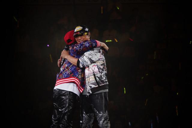 许冠杰支持张国荣还是谭咏麟，70岁许冠杰与68岁谭咏麟携手再办个唱