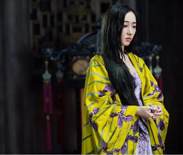 1,蒋梦婕在《刺青》中饰演宁沉香,宁府大小姐2,蒋梦婕在《绝命追踪》