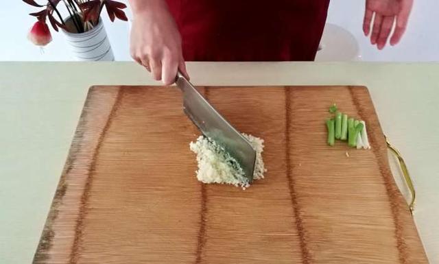 生蚝怎么做才好吃，美味留得住生蚝的9种做法（生蚝还是这样做好吃）