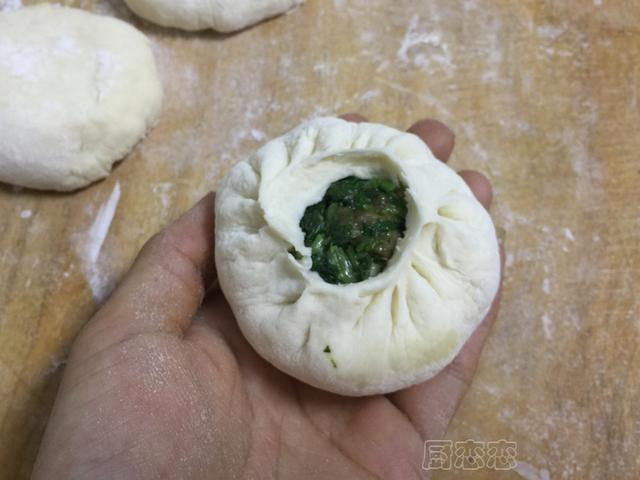 烙馅饼的面怎么和，烙馅饼的面怎么和吃起来柔软（烙好了放一天都是软的）