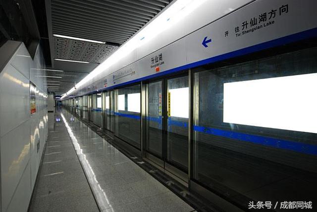 成都站在哪个区，重庆高铁站在哪个区（成都地铁站和成都各车站线路攻略指南）