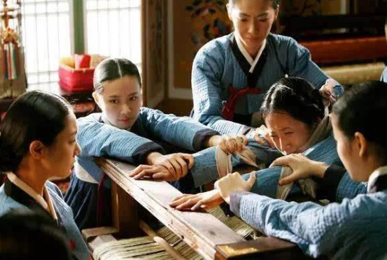 古代宫廷女官是干什么的，古代管宫女的女官是什么官（为什么说古代女人就算做了女官）