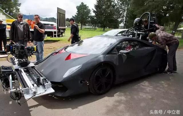 极品飞车电影版,极品飞车2拍摄(其实决赛圈6辆超跑才是真正“大佬”) 极品飞车电影版,极品飞车2拍摄(其实决赛圈6辆超跑才是真正“大佬”)