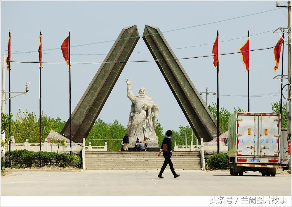 垓下之战的遗址在安徽省固镇县濠城镇北部,沱河南岸.