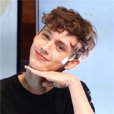 快手头像微信，快手头像（独特吸引人的男生快手头像）