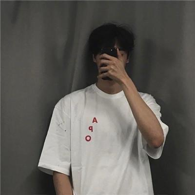 快手头像微信，快手头像（独特吸引人的男生快手头像）