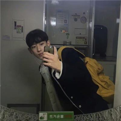 快手头像微信，快手头像（独特吸引人的男生快手头像）