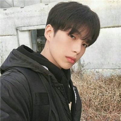 快手头像微信，快手头像（独特吸引人的男生快手头像）