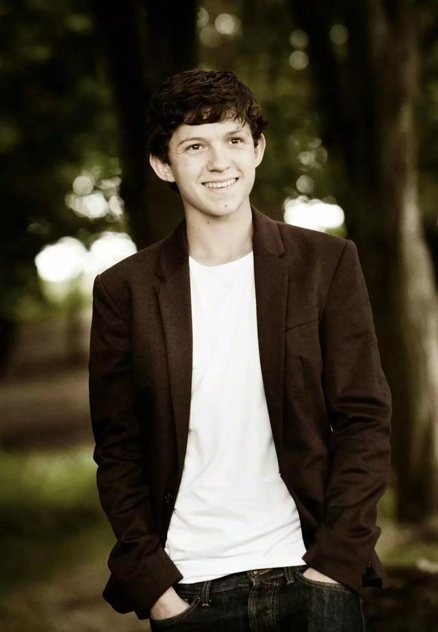 欧美爱情电影,Holland写真曝光 欧美爱情电影,Holland写真曝光