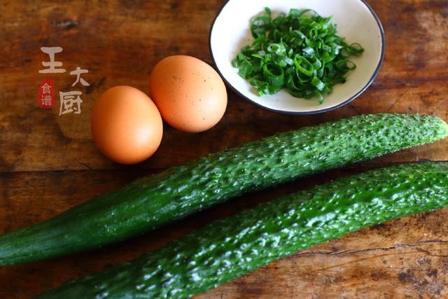 非常简单的炒鸡蛋做法，非常简单的炒鸡蛋做法视频（来看看我怎么做的）