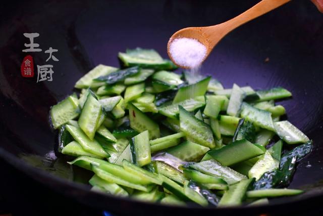 非常简单的炒鸡蛋做法，非常简单的炒鸡蛋做法视频（来看看我怎么做的）
