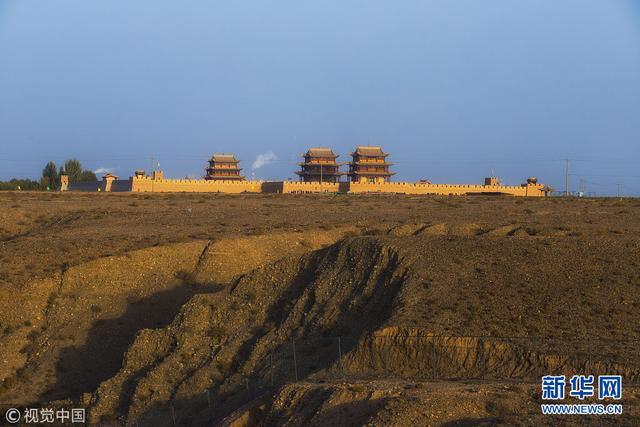 嘉峪关在哪个省的什么位置，嘉峪关是什么地方,在哪里（甘肃：明长城 嘉峪关）