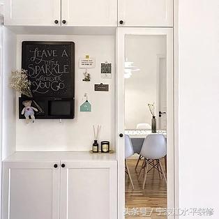 落地镜子摆放最佳位置，落地镜子怎么摆放（穿衣镜原来要这么摆放！）