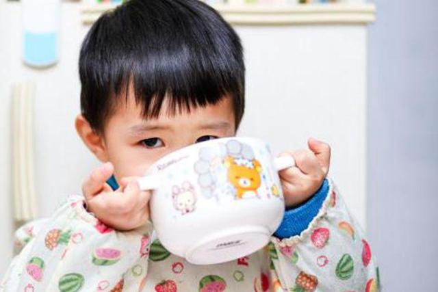 怎么断奶既快又不涨，快速追奶方法当天见效（宝妈试试这3招轻轻松松奶就断奶）