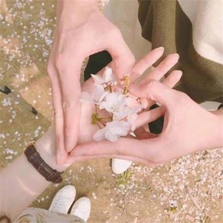 各种委屈和难过，微信头像，各种委屈和难过（微信朋友圈背景图伤感意境）